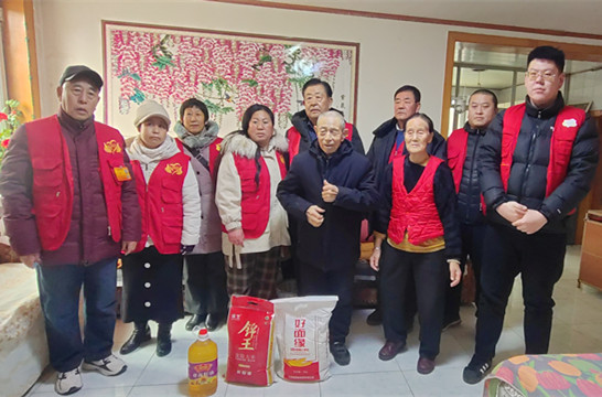 1706749277829146.jpg 元宝山区星海社区关工委新春慰问残疾人活动照片2_副本.jpg