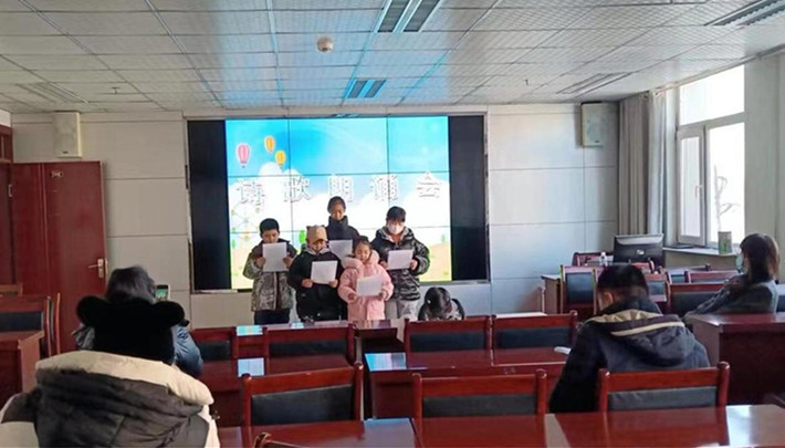 元宝山区西露天街道平西北街关工委诗歌朗诵会照片4_副本.jpg