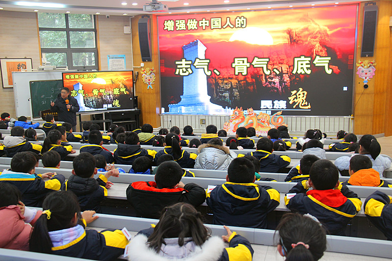 1708650555519363.jpg 江苏省南京市玄武区关工委:“大思政课”进校园,向“新”开学第一课(11).jpg