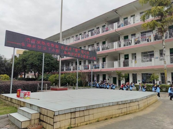 01.jpg