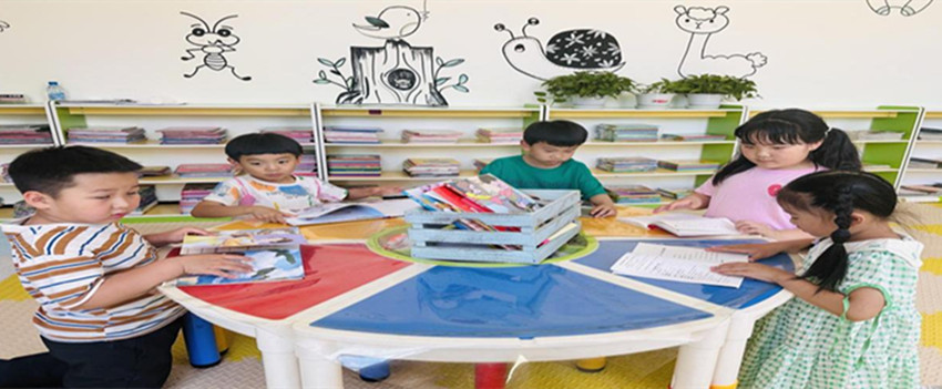 1720580960769018.jpg 元宝山区第三幼儿园诵读《毛泽东故事》活动照片3_副本.jpg