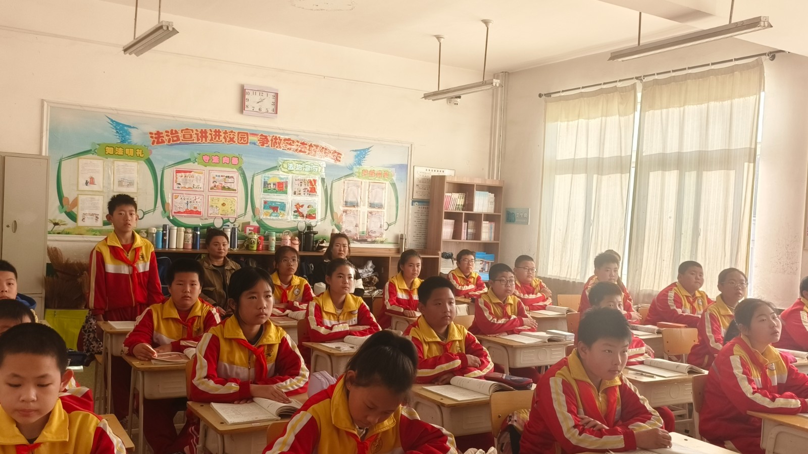 1730271419673912.jpg 元宝山区风水沟小学关工委家长开放日活动照片11jpg.jpg