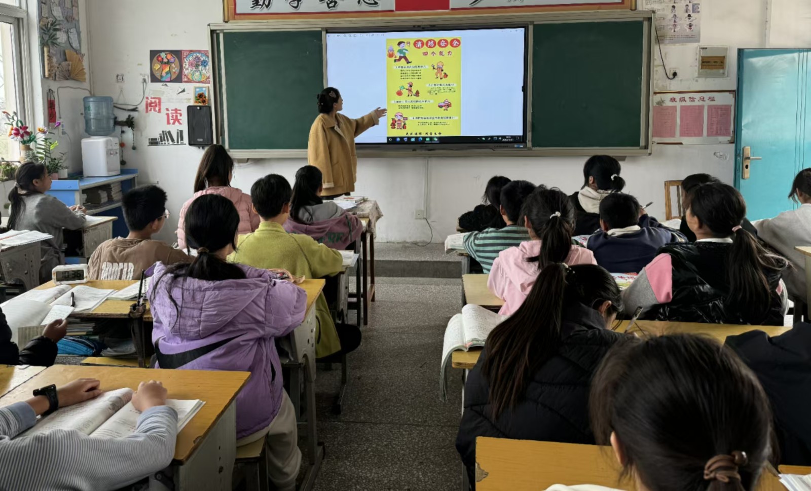 1731980893787431.jpg 260dab37a6f5d8a1591fff143c45d4b.jpg