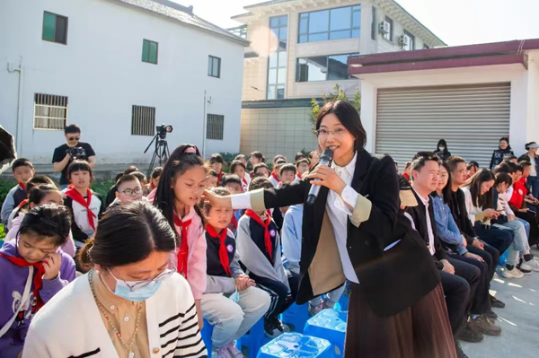 桃源镇莫道桑榆晚&nbsp; &nbsp;为霞尚满天3.png