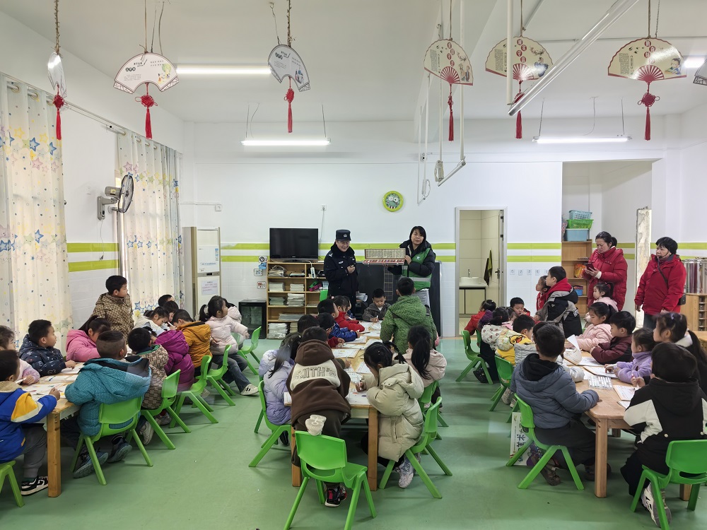 1739865387454876.jpg 活动现场1.jpg