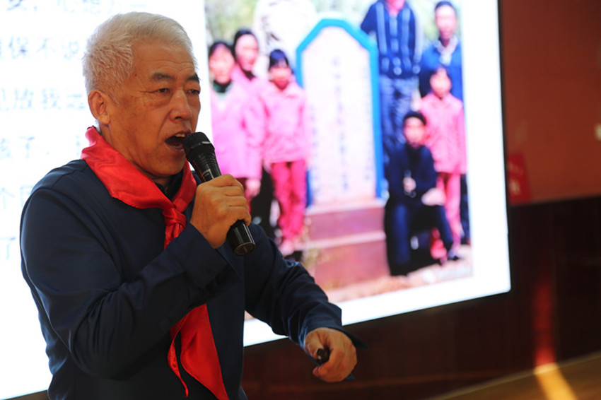 1740037179563432.jpg 元宝山区草原蓝哈达协会协会关工委王玉清事迹配图5.jpg