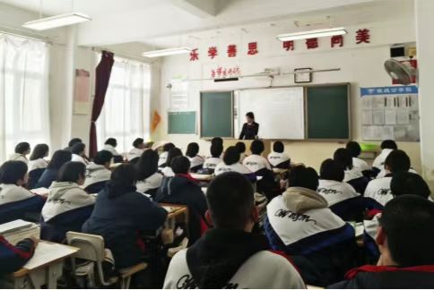 1740551413121787.jpg 3cf15b4bf0a44bbcfa6b7adde2ccb86.jpg