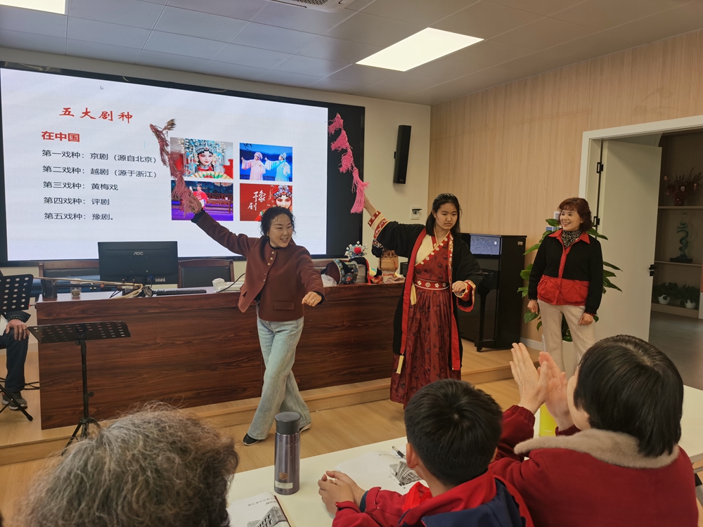 镇海区崇正书院：校社联动传国粹 戏曲文化润童心2_副本.jpg