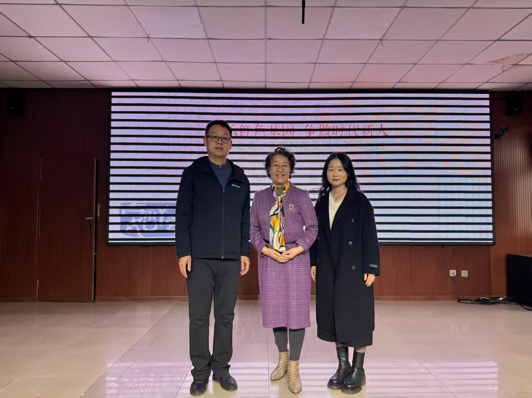 1745481716998115.jpg 72c6ca9a87eab4fa0d2039142c2b4b7.jpg