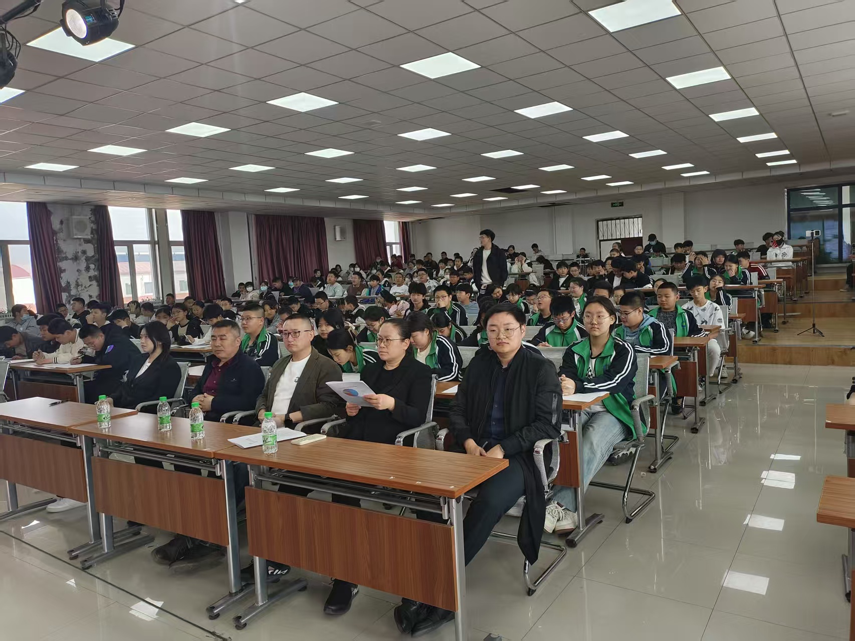 红岗区关工委、八百垧司法所普法宣讲及短剧演出活动 (3).jpg