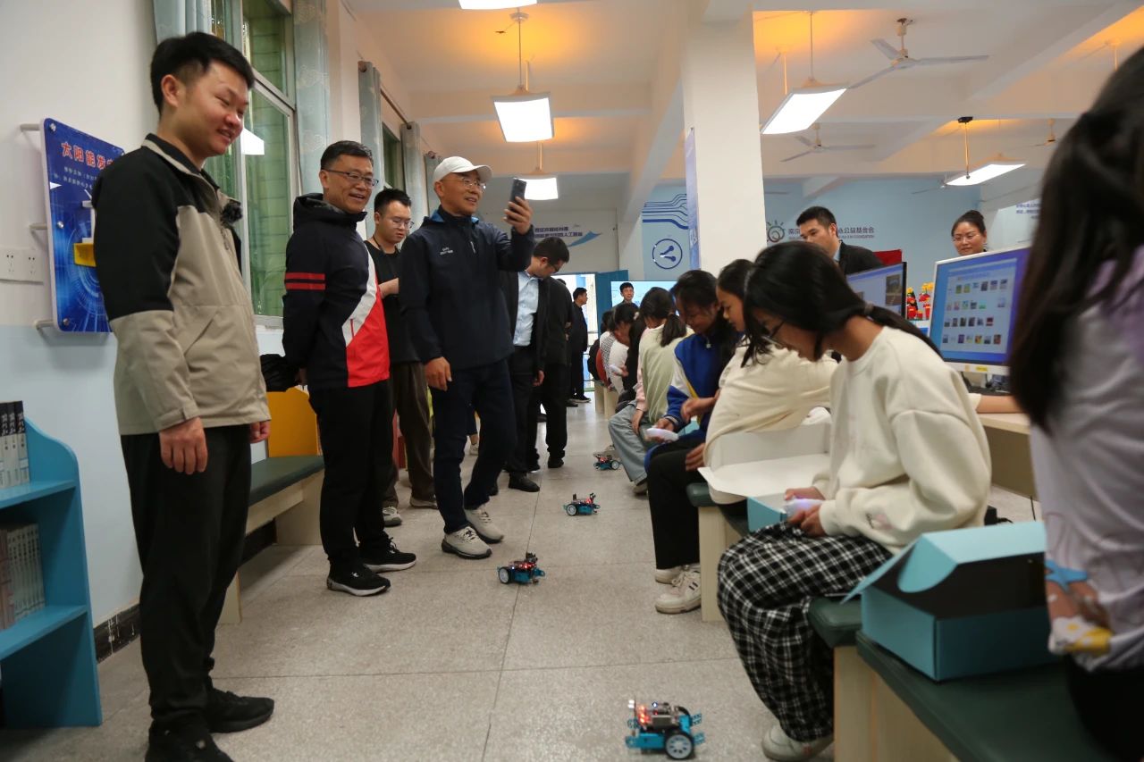 1747363336340254.jpg 9382f10f2228f2b69d28e12bdda00e6b.jpg