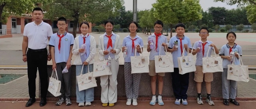 1749691808821350.jpg 01.jpg