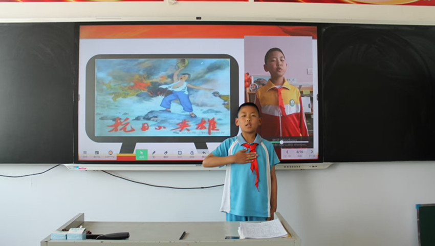 元宝山区马蹄营子小学“红领巾相约红色中国梦”活动照片5_副本.jpg