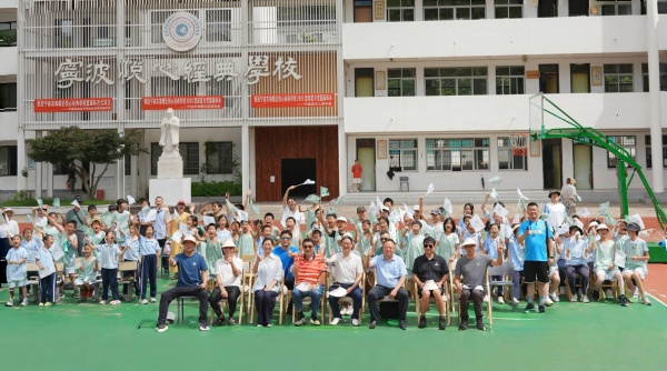 1751875818342019.jpg 9d72de86ceb2894700a8dee39911b074.jpg