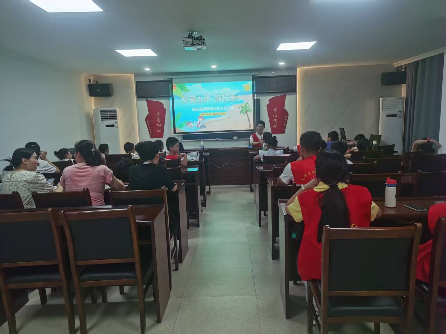 1753495121108526.jpg 1753495121108526.jpg