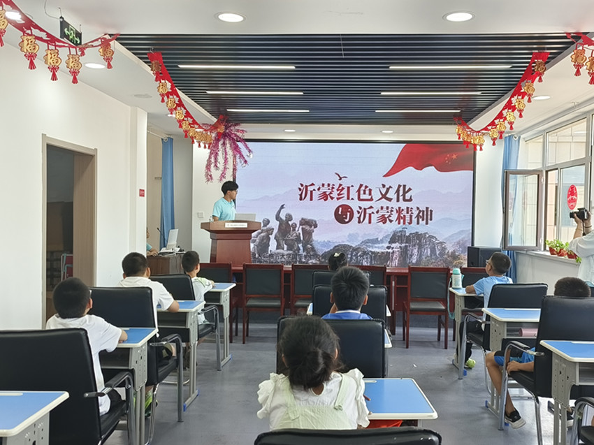 1753686940715866.jpg 元宝山区平庄城区街道吉祥社区关工委民族团结主题宣讲活动照片2_副本.jpg