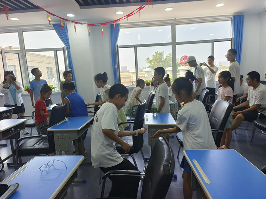 1753686970220031.jpg 元宝山区平庄城区街道吉祥社区关工委民族团结主题宣讲活动照片3_副本.jpg