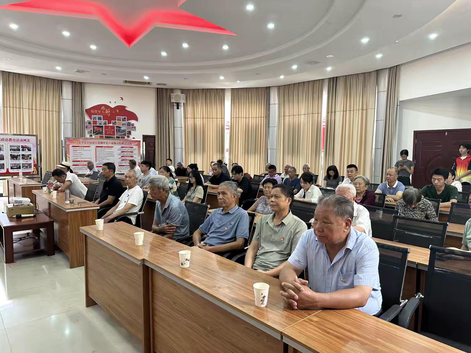 1755243334915752.jpg 宣传活动现场2.jpg