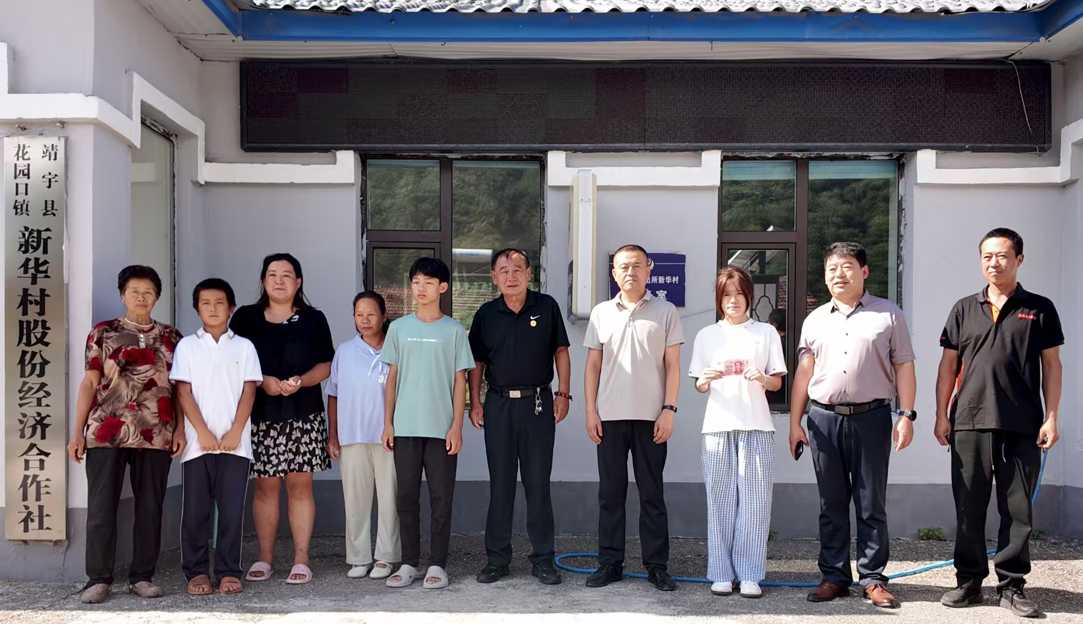 1755319643250599.jpg e3ce4c7a7af2067c8a413dfbaa7ec74.jpg