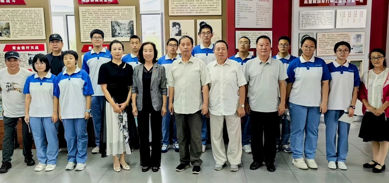 1755582700940034.jpg mmexport1755582064670.jpg