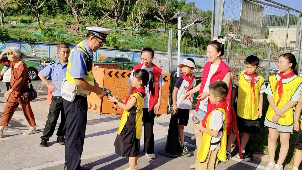 龙城社区爱心公益活动1 (1).jpg