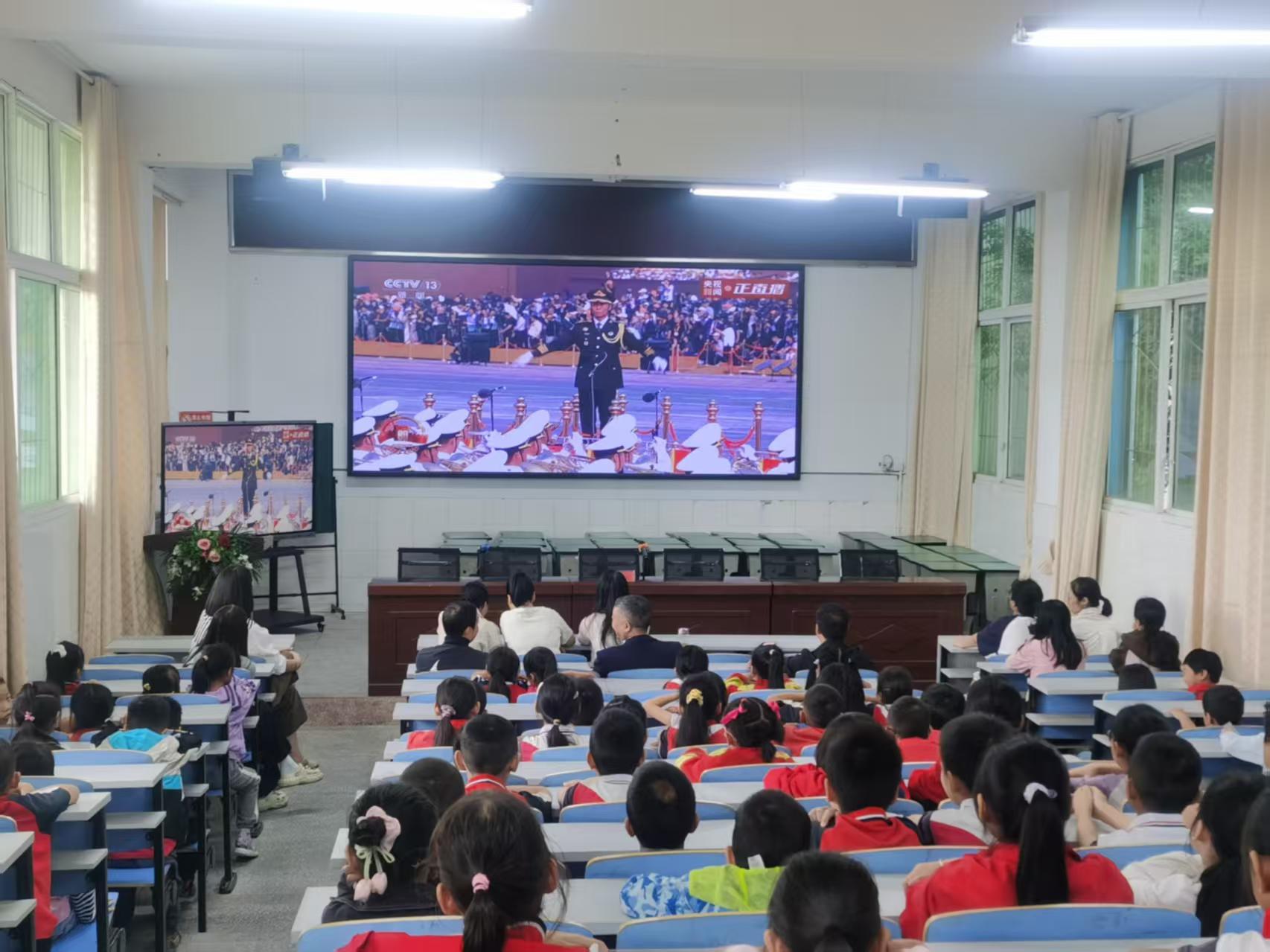 1756894184965678.jpg 3.jpg