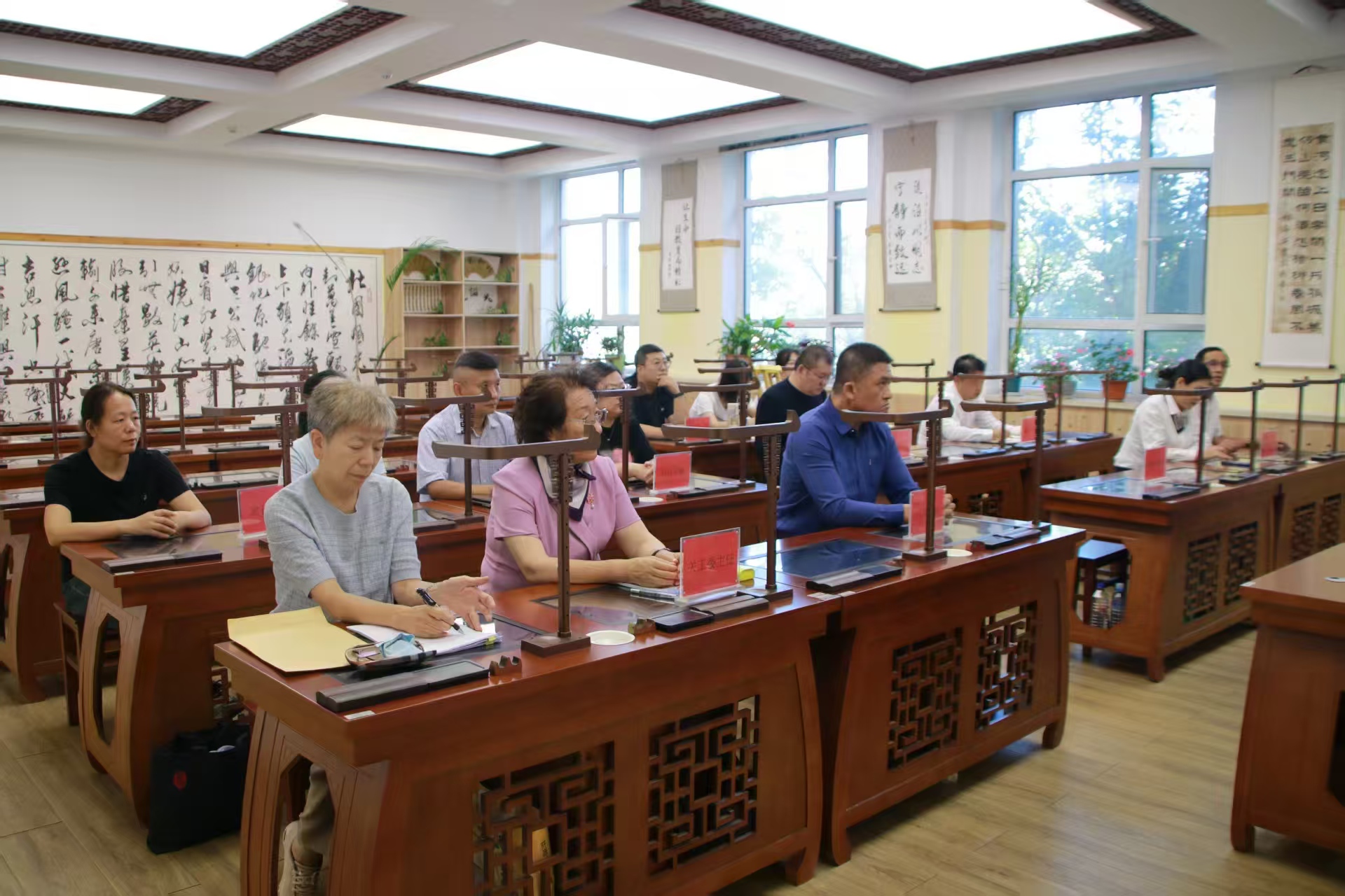 1758193012289402.jpg f4ea63d25e3610d4d17fac4c1e5df973.jpg