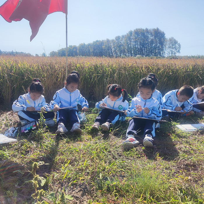 1758501566416115.jpg 2DD4DE864C7DE3DE5E970EA0515E3B64.jpg