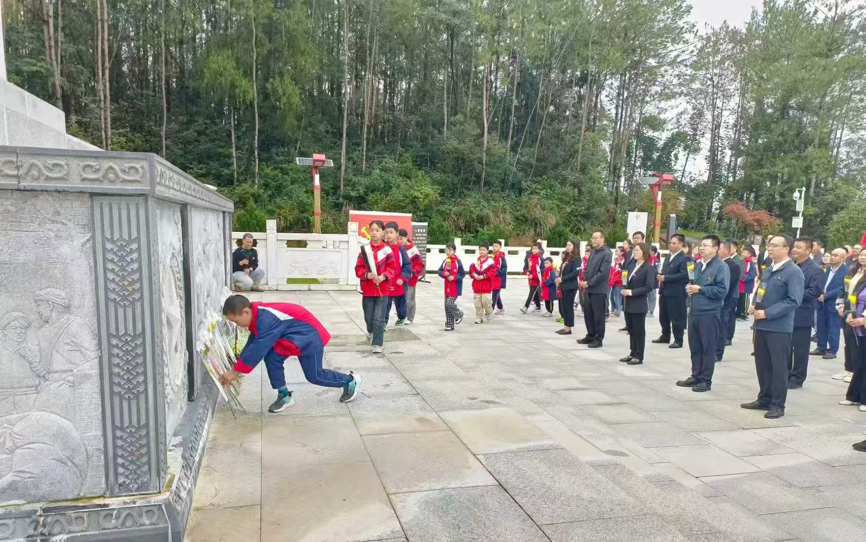 1759278480695146.jpg 1.jpg