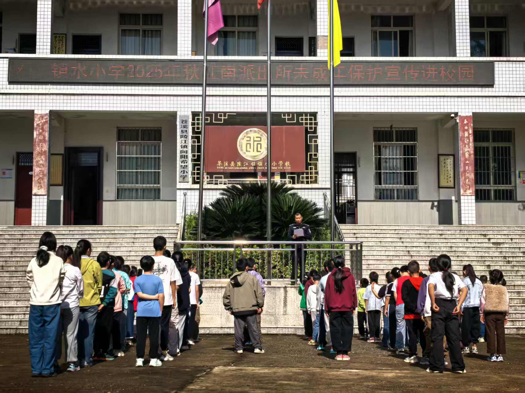 1760402728293088.jpg 法律.jpg