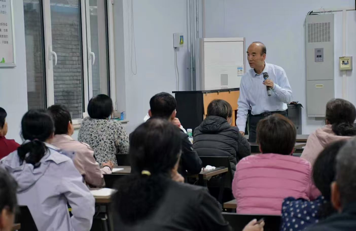 1761097297213767.jpg 424015876.jpg