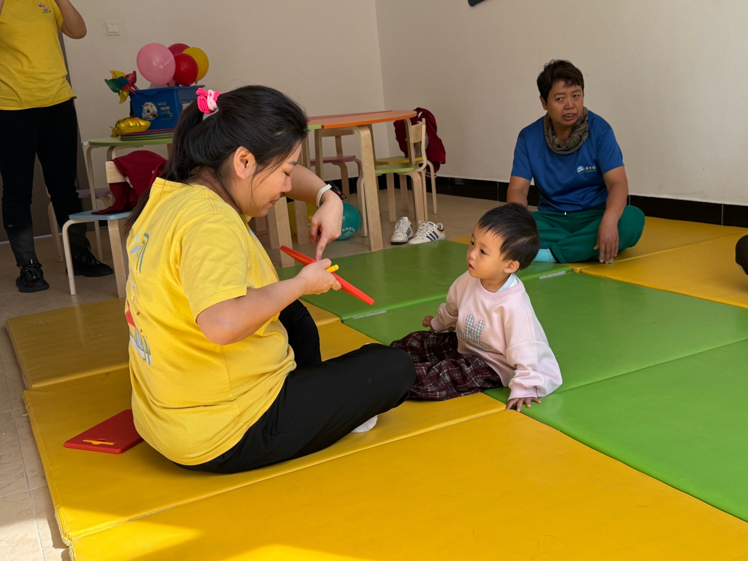 1762996279138436.jpg 平庄城区街道天山社区亲子活动照片3_副本.jpg