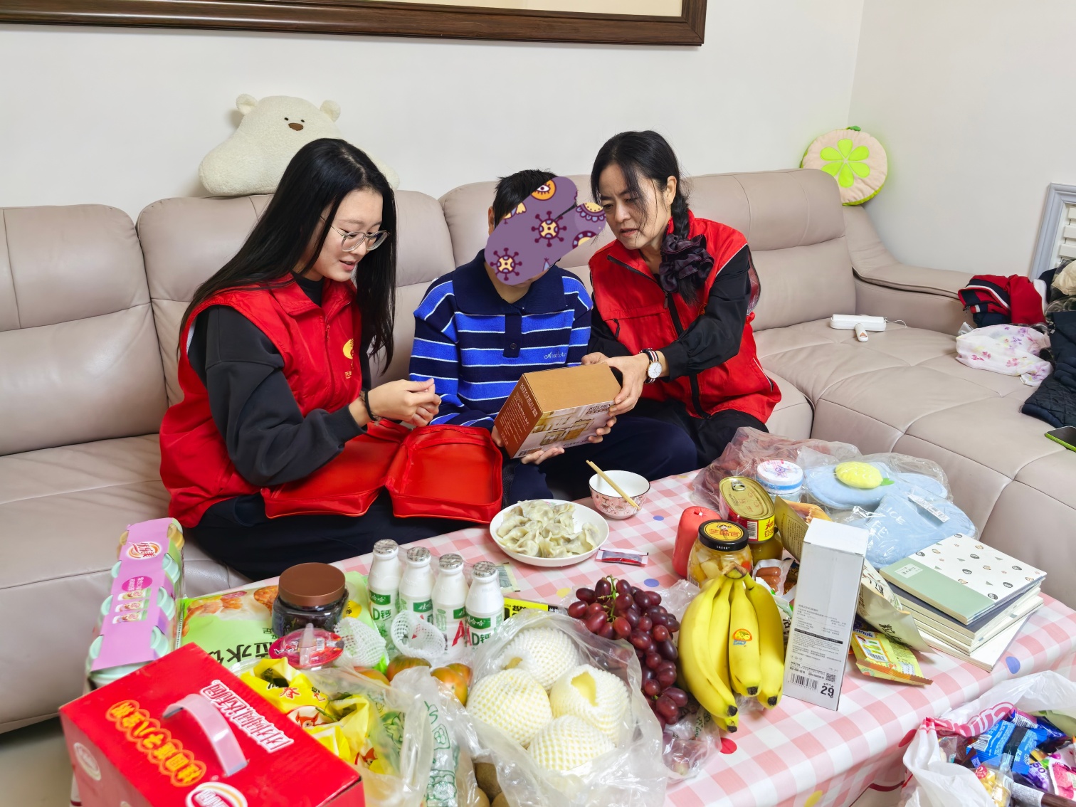 西城街道王府社区“践行民生关怀 守护童心成长”活动照片1_副本.jpg