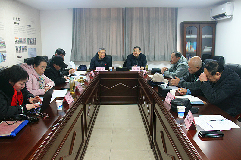 1767924875978312.jpg 玄武区关工委召开“大思政”宣讲团座谈会,凝心聚力绘就2026年思政育人新蓝图(2).jpg