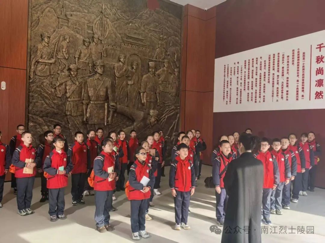 1767929743463517.png 640 (1).webp.png