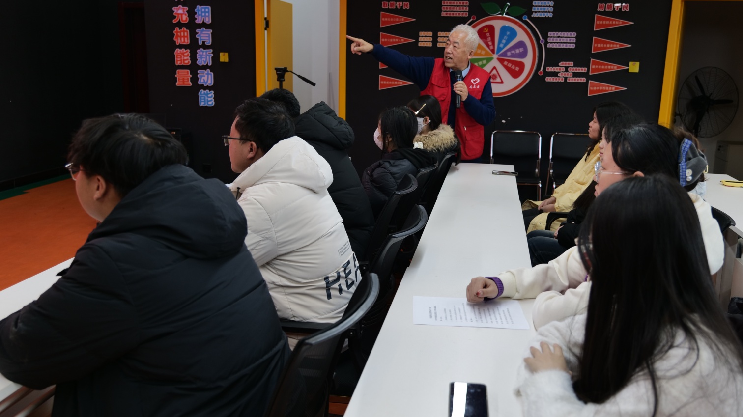 1768360963436052.jpg 草原蓝哈达协会“青春赋能元宝山·实践筑梦暖寒假”活动照片3_副本.jpg