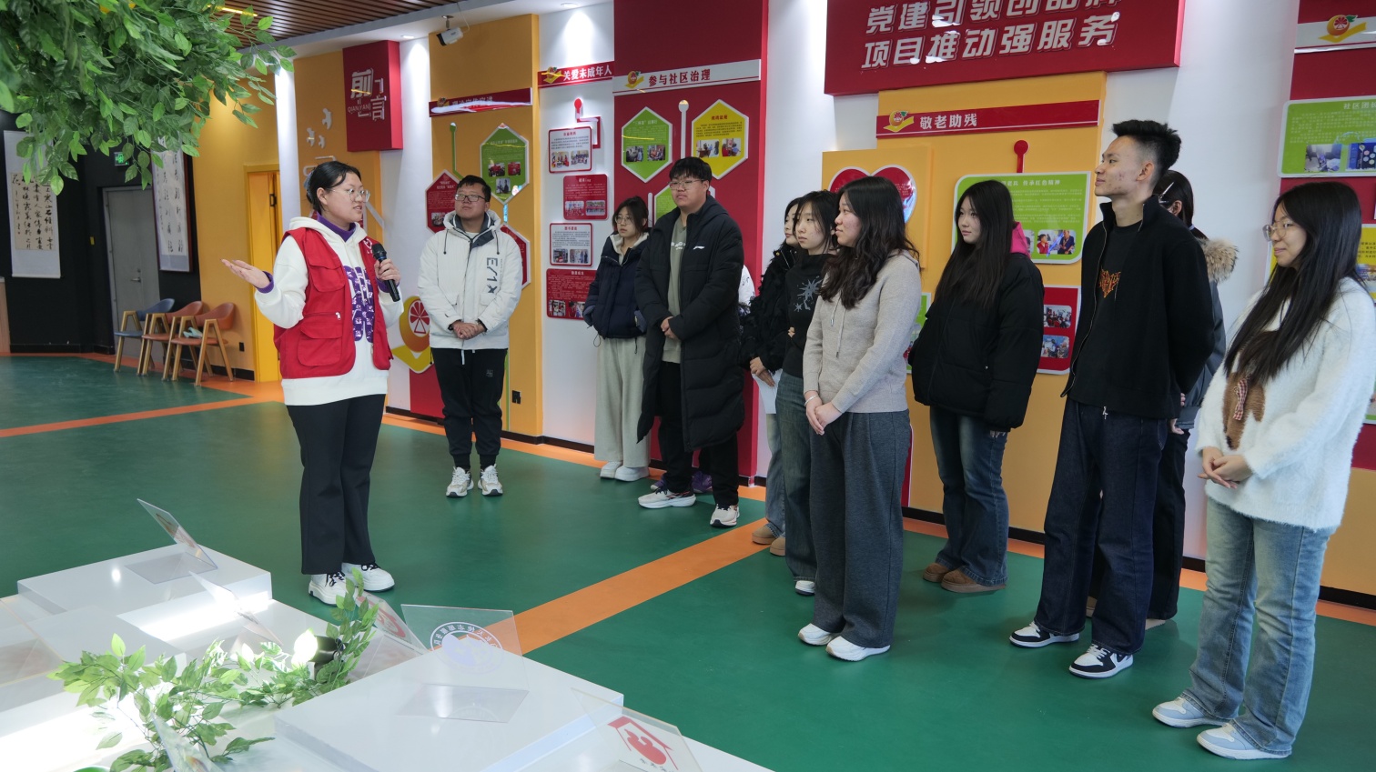 1768361034779145.jpg 草原蓝哈达协会“青春赋能元宝山·实践筑梦暖寒假”活动照片5_副本.jpg