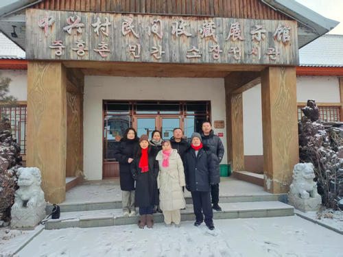 1770085482871933.jpg 五林镇中心校开展思政课校外实践活动2_副本.jpg