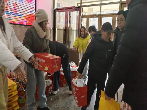 1770086684547895.png 阳明小学开展慰问困境学生活动2_副本.png