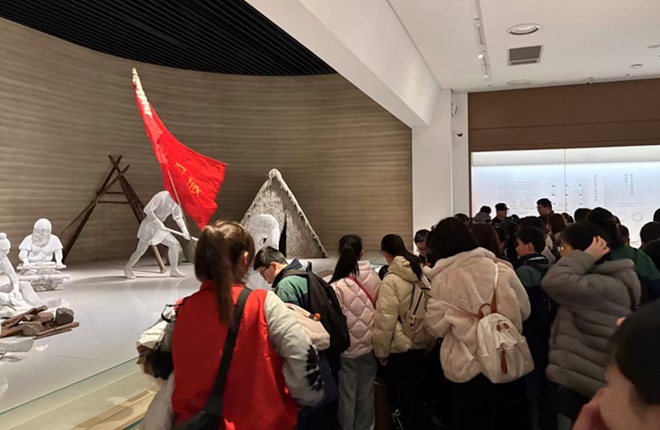 1770347045208591.jpg 我区启动开展“缤纷的冬日”校外辅导暨“我爱家乡”研学-3--.jpg