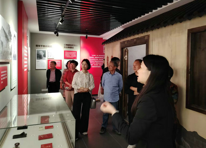 1770620768846025.jpg 【桃源镇】让民族团结之花绚丽绽放——青云民族一家亲“五老”工作室2025年工作纪实2.jpg