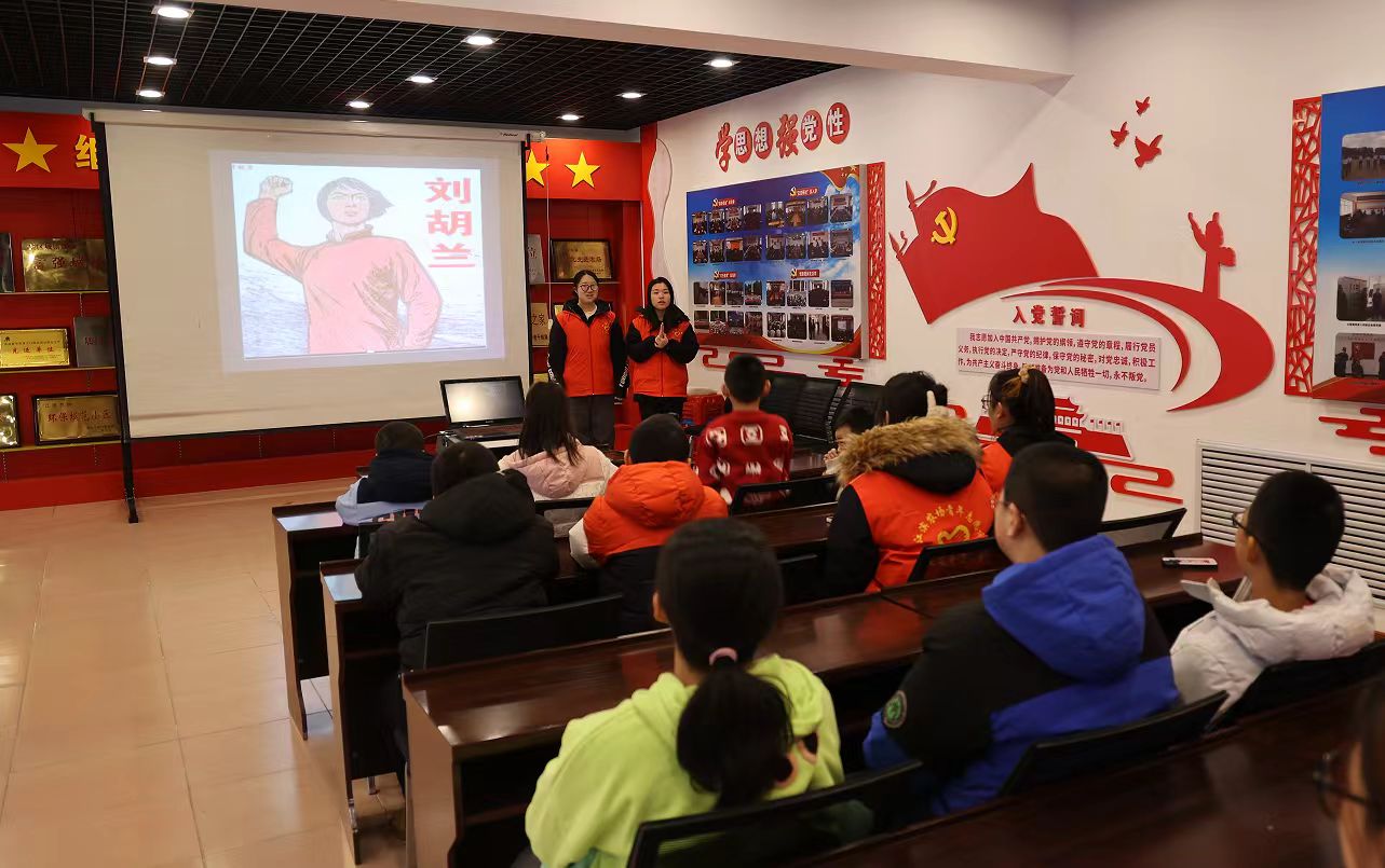 1771914960407900.jpg 江滨农场讲红色故事.jpg