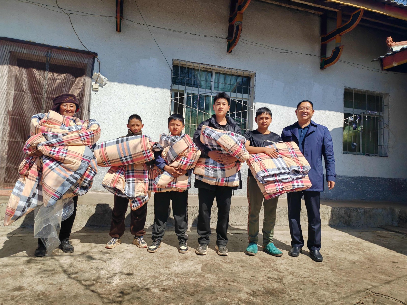 1771998654482103.jpg 13416472238337867.jpg