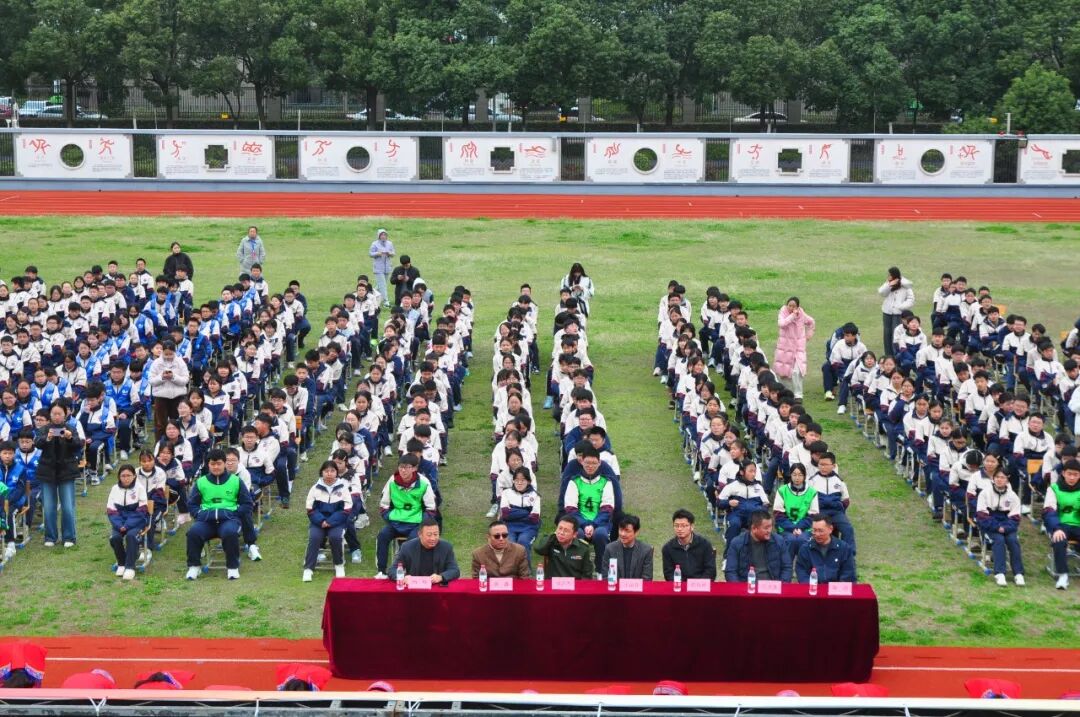 宁波市镇海区古塘初级中学关工委开展“薪火甬传，青春接力”开学第一课.jpg