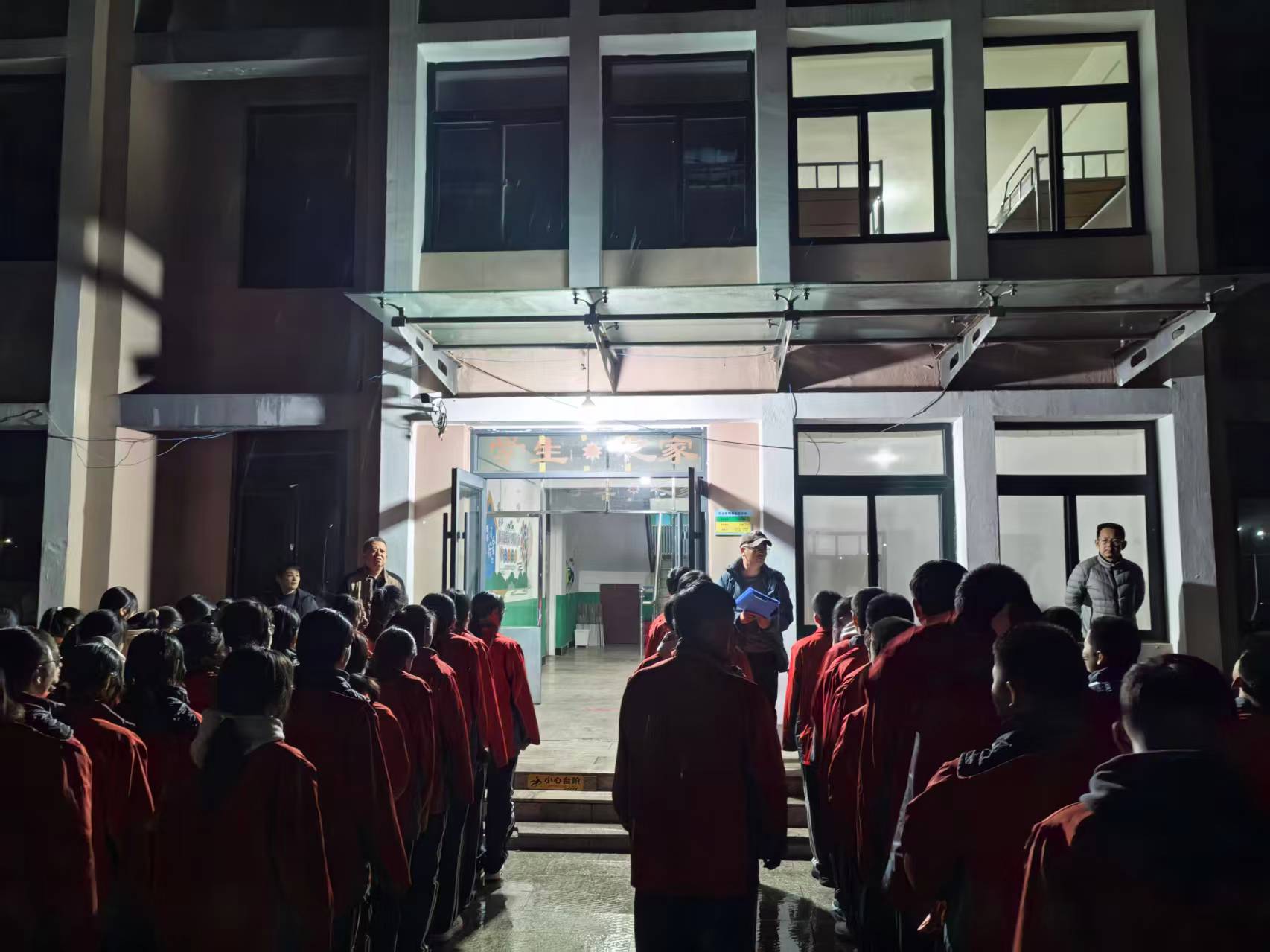 1773190968251727.jpg 虎校夜训2.jpg