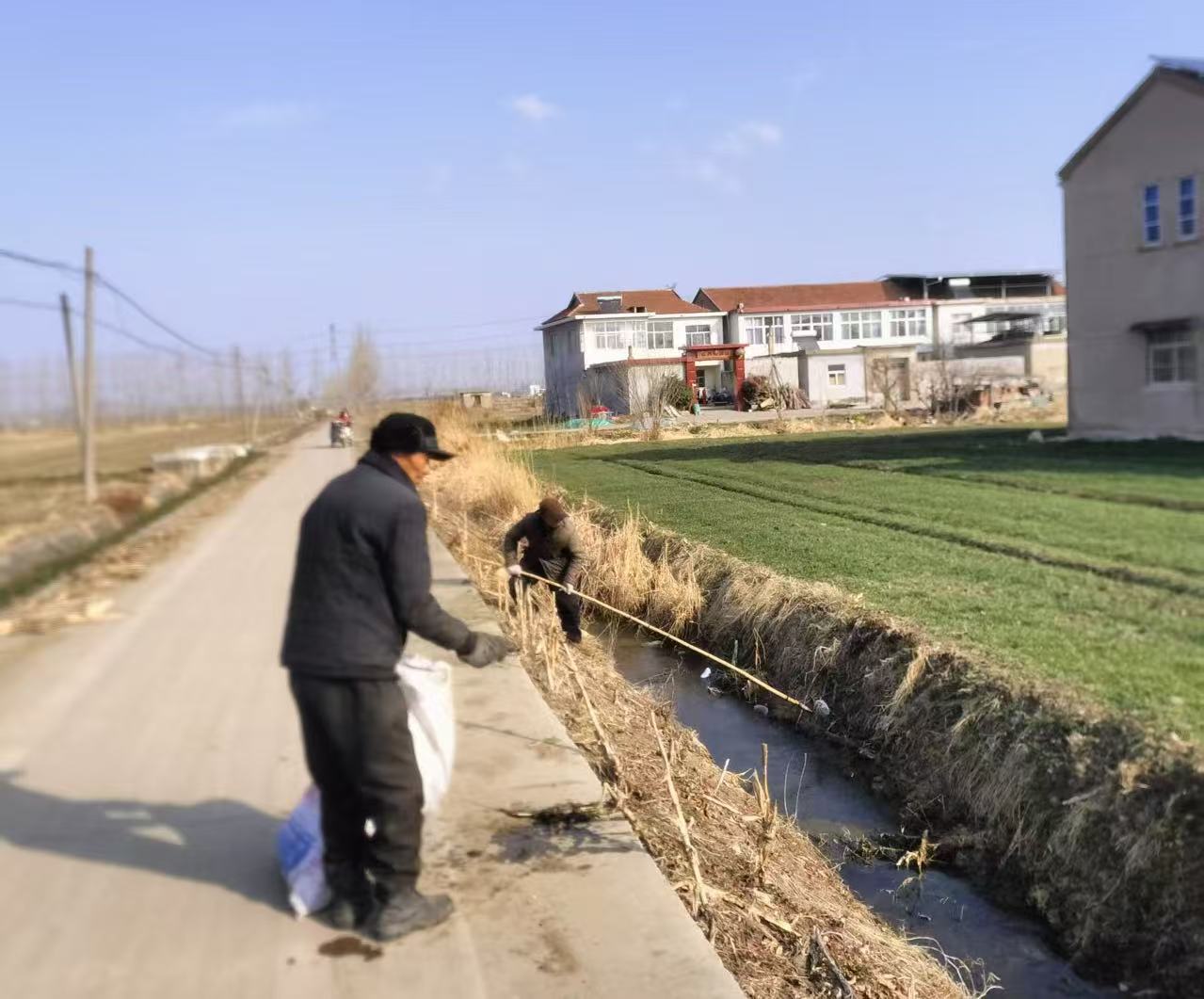 1773199608520645.jpg ed1bbed0717842117f8030216203a0c7.jpg