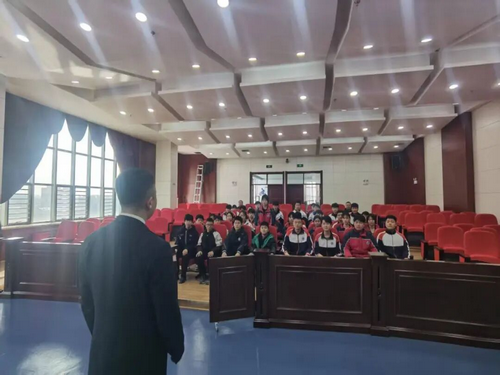 1773279198469571.png 五林镇中学开展法治教育研学活动4_副本.png