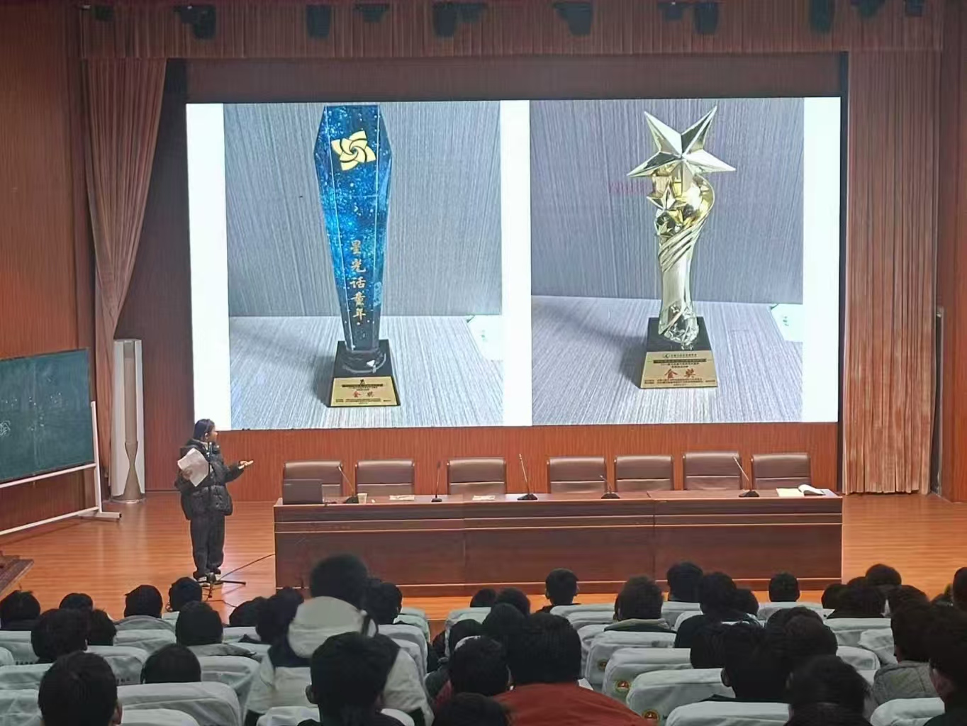 1773362245224557.jpg 泗城少年讲1.jpg