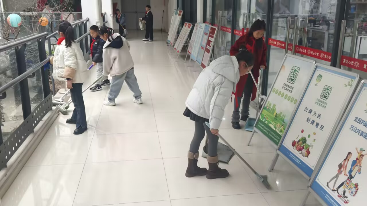 学雷锋活动6.jpg