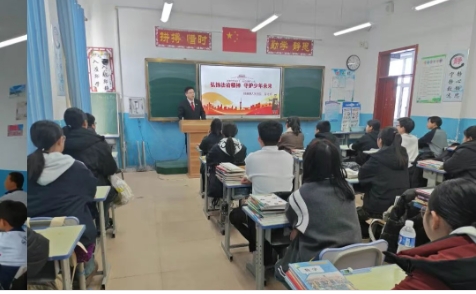 1774391242110680.jpg 黑龙江省齐齐哈尔市拜泉县人民法院关工委开展法治副校长送法进校园活动4.jpg